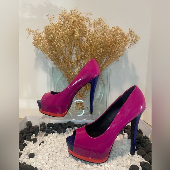 Qupid Pink Multi Peep Toe Heels - Picture 3 of 3